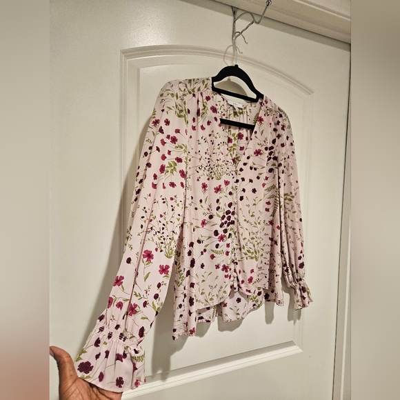 Joie Flowered Pink 100% Viscose blouse. Small #31 - Picture 3 of 6